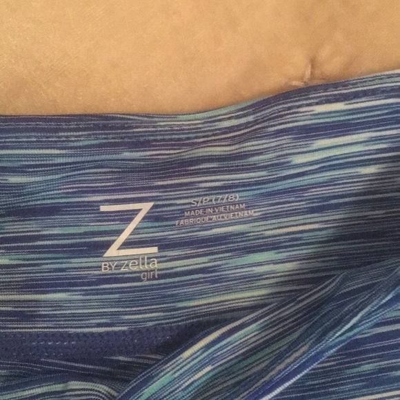 Cropped athletic leggings - Picture 2 of 2